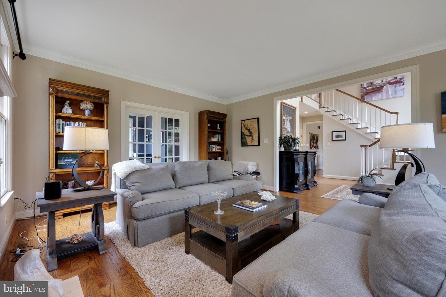 1681 Hunters Circle photo 8