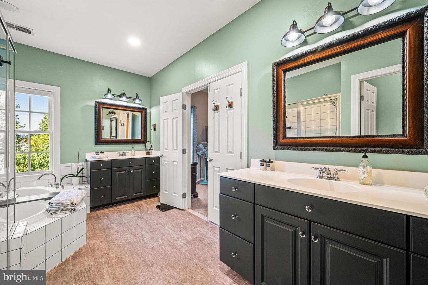 9 Rinehart Road photo 27