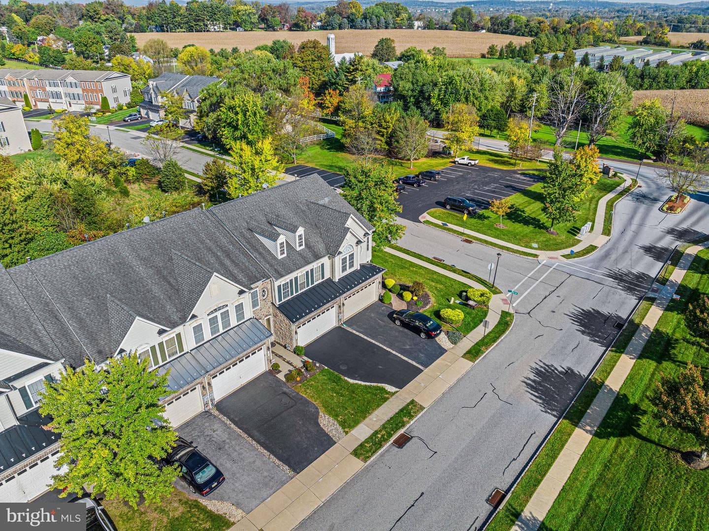 9 Rinehart Road photo 34