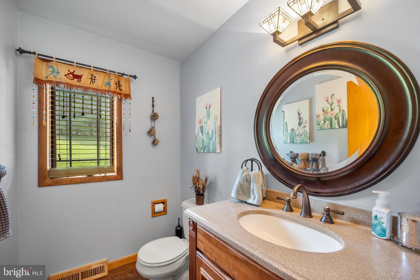 871 Frank Road photo 12