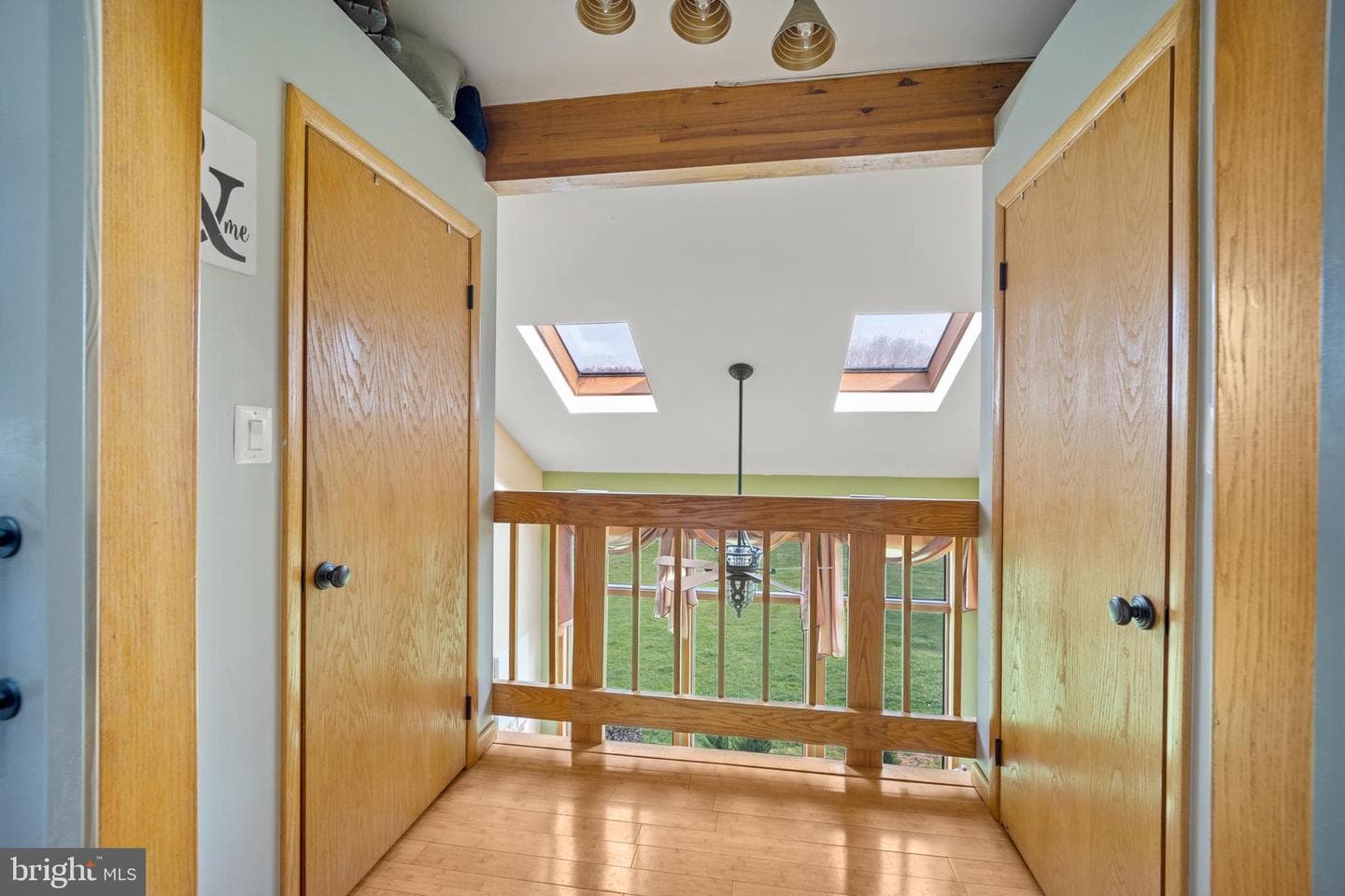 871 Frank Road photo 16