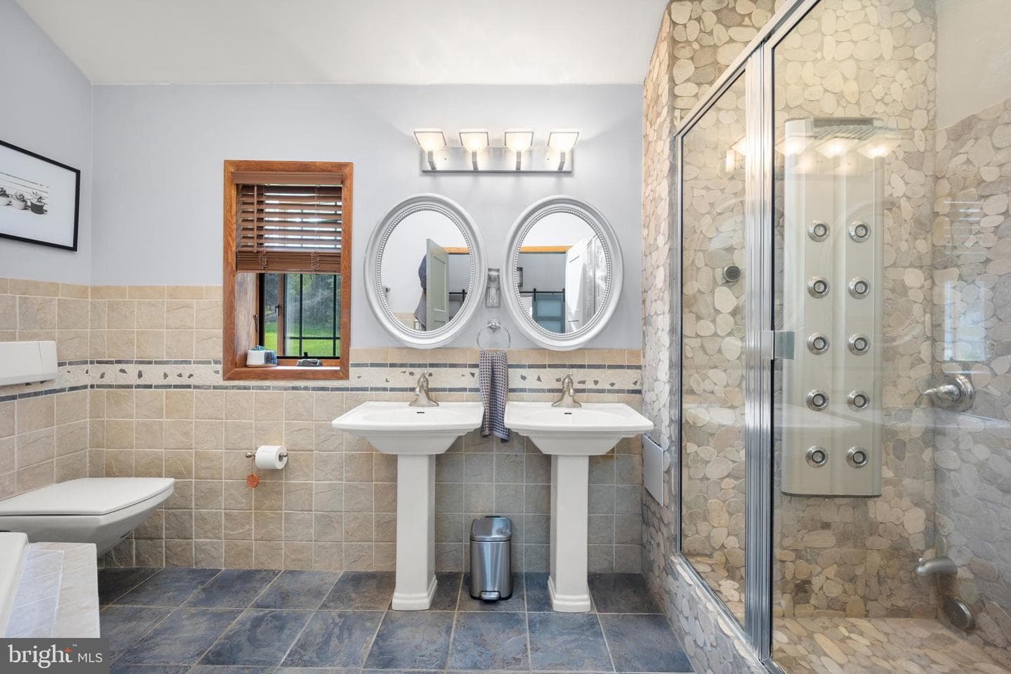 871 Frank Road photo 17