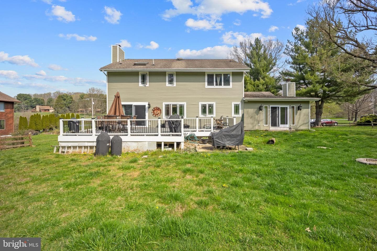 871 Frank Road photo 31