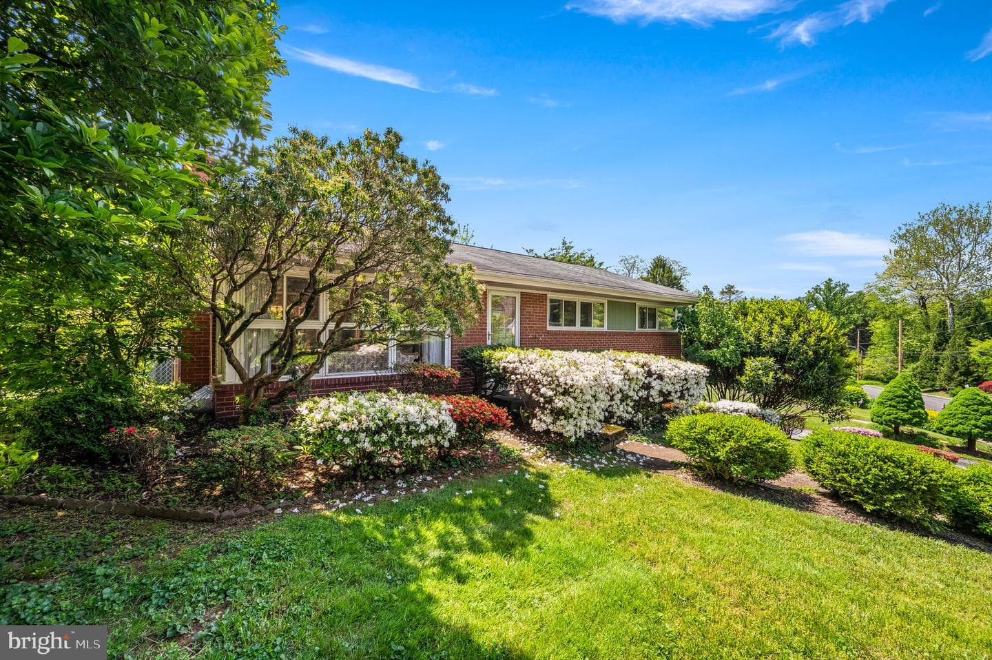 308 W Ashbridge Street photo 2