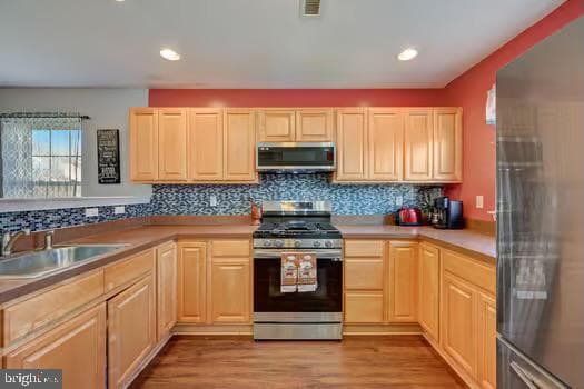 325 Community Lane photo 17