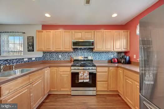 325 Community Lane photo 18