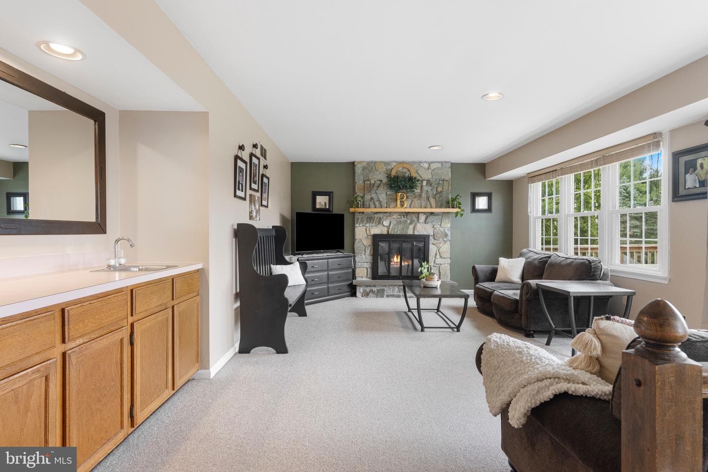 917 River View Circle photo 8
