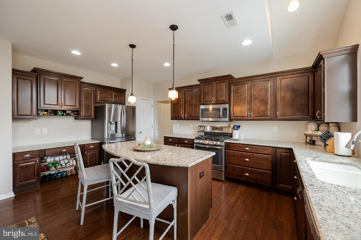 1017 Woodruff Road photo 6