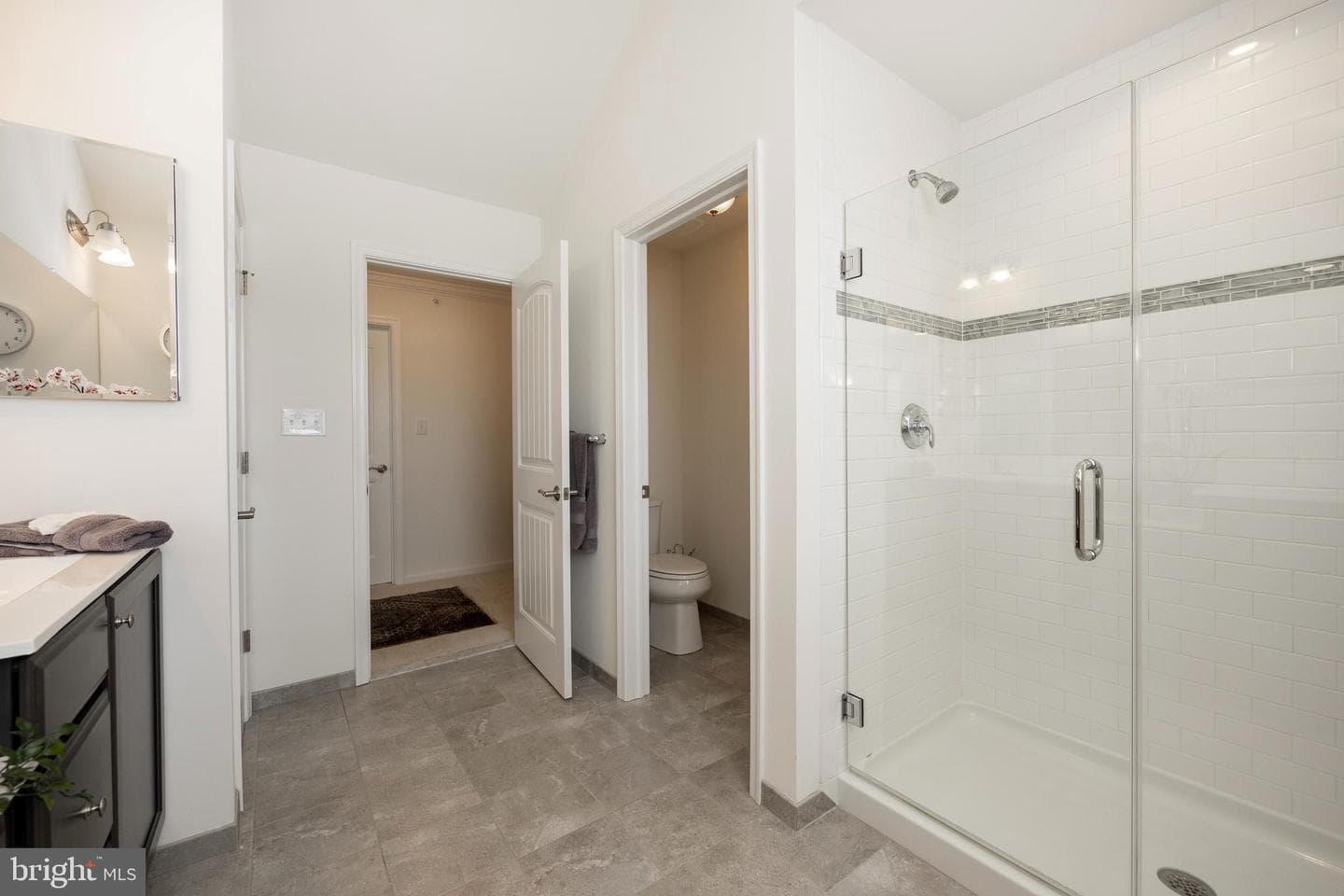1104 Vernon Way photo 27