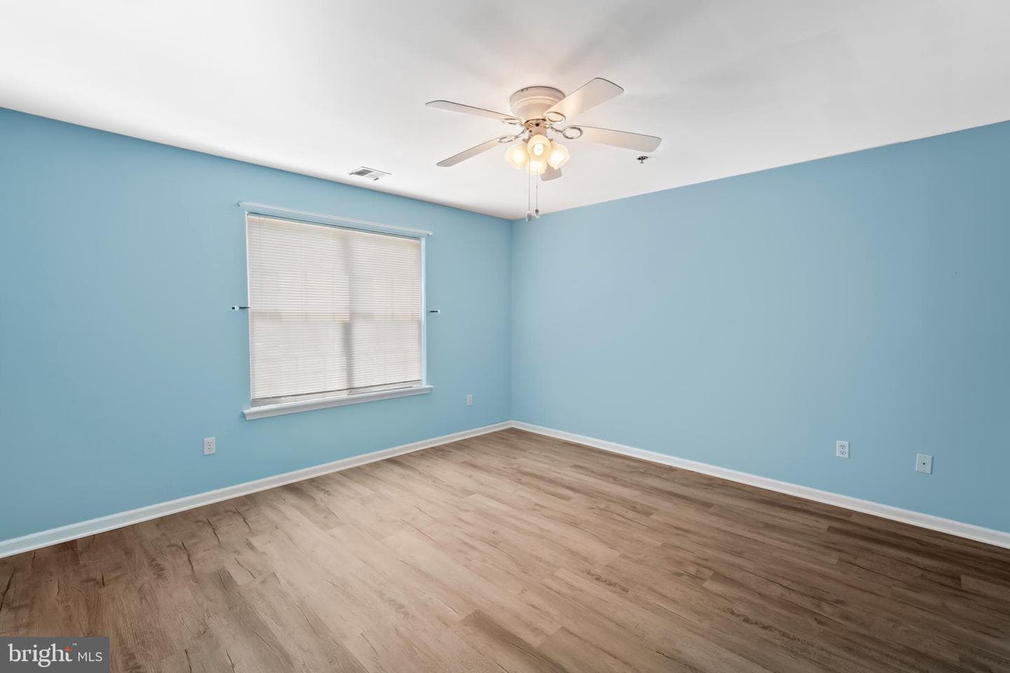 163 Village Way #8d photo 24