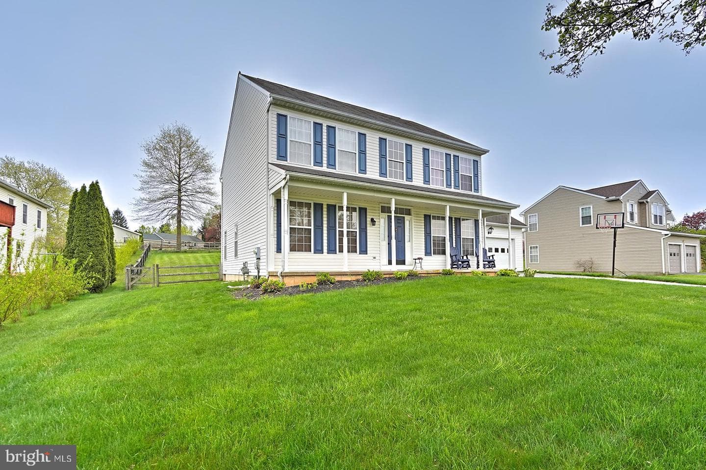 103 Winston Way photo 4