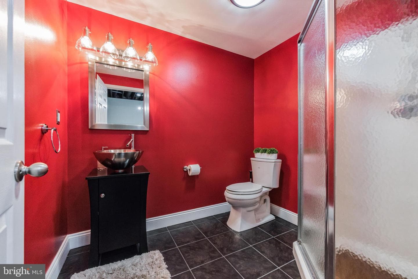 136 Hoylake Court photo 24