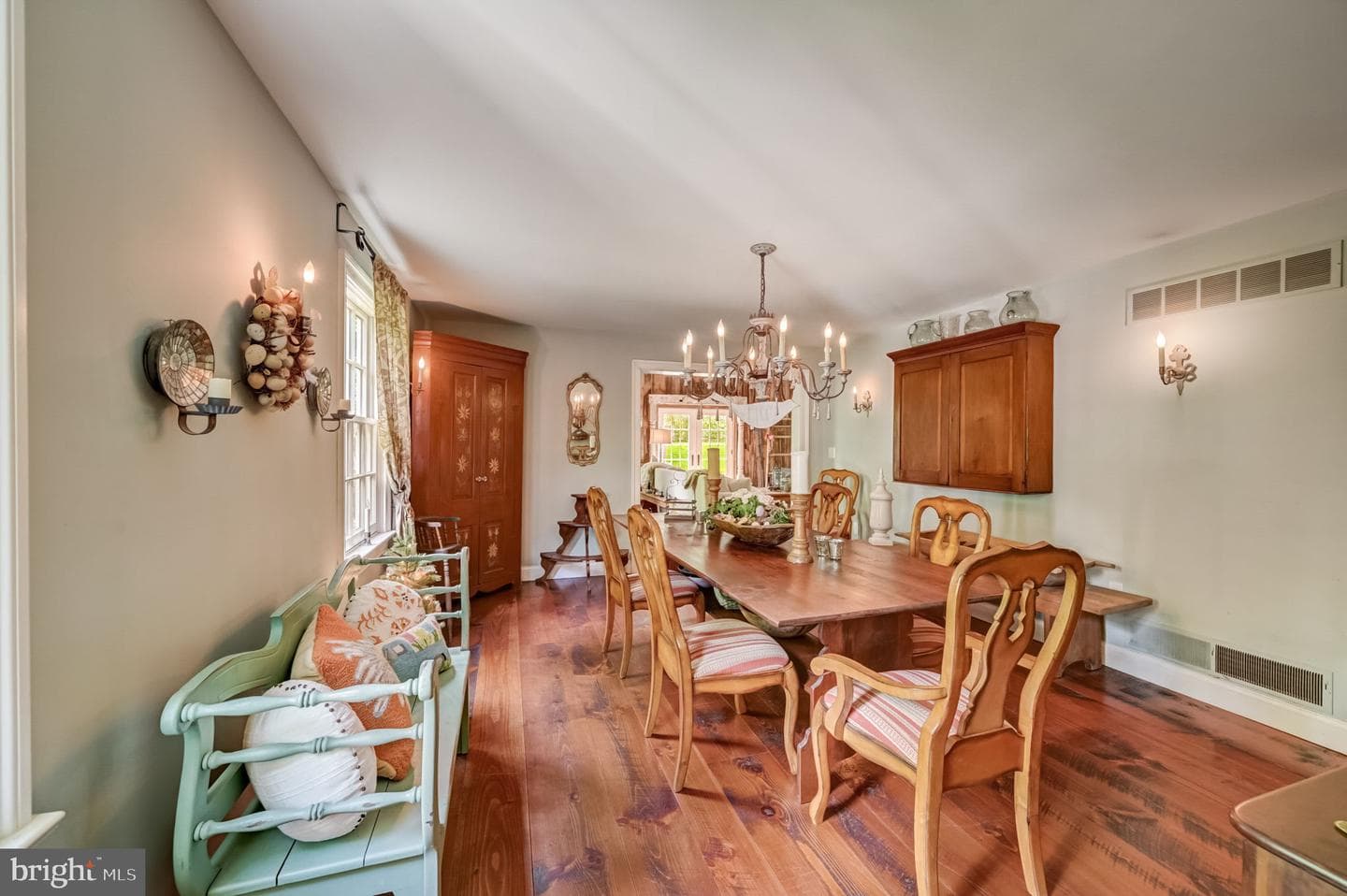 2099 Bodine Road photo 23