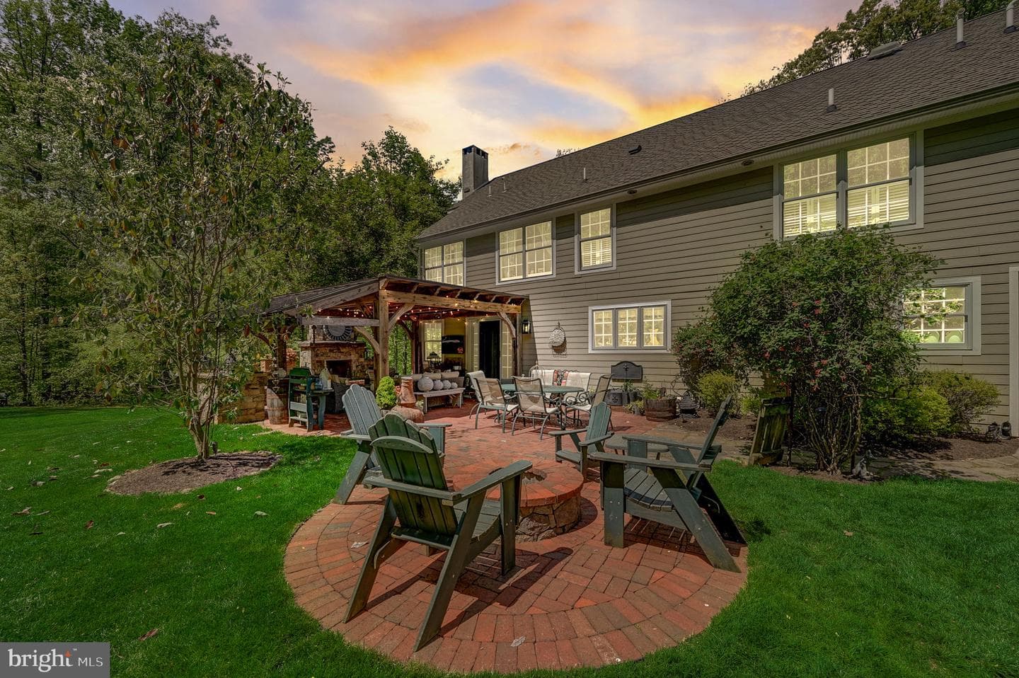 2099 Bodine Road photo 4