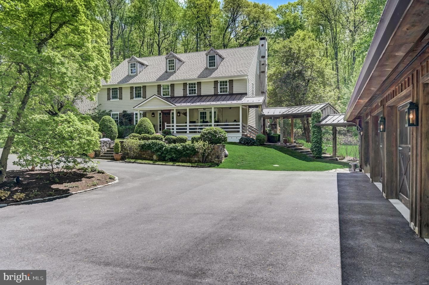 2099 Bodine Road photo 7