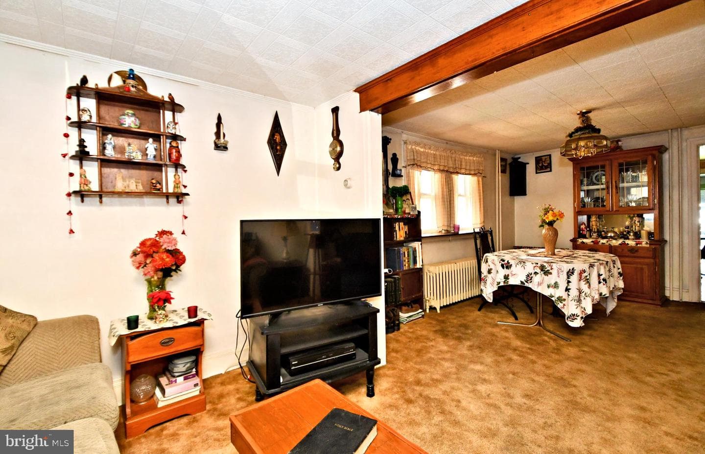 46 Walnut Street photo 5