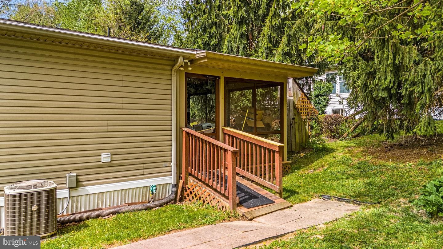 29 Reid Drive photo 6