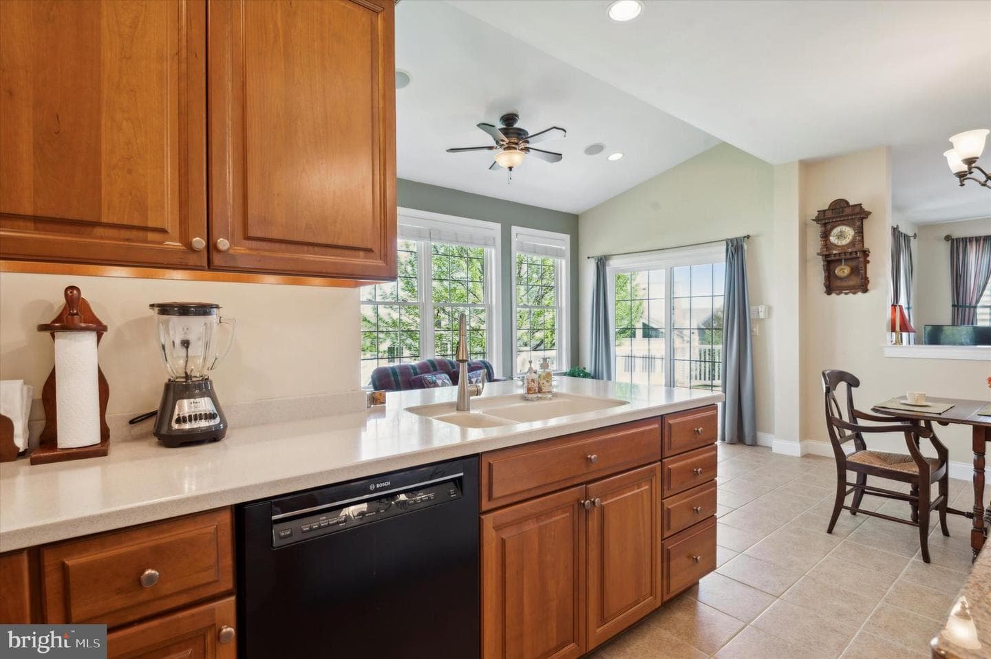 4 Summerlin Drive photo 28