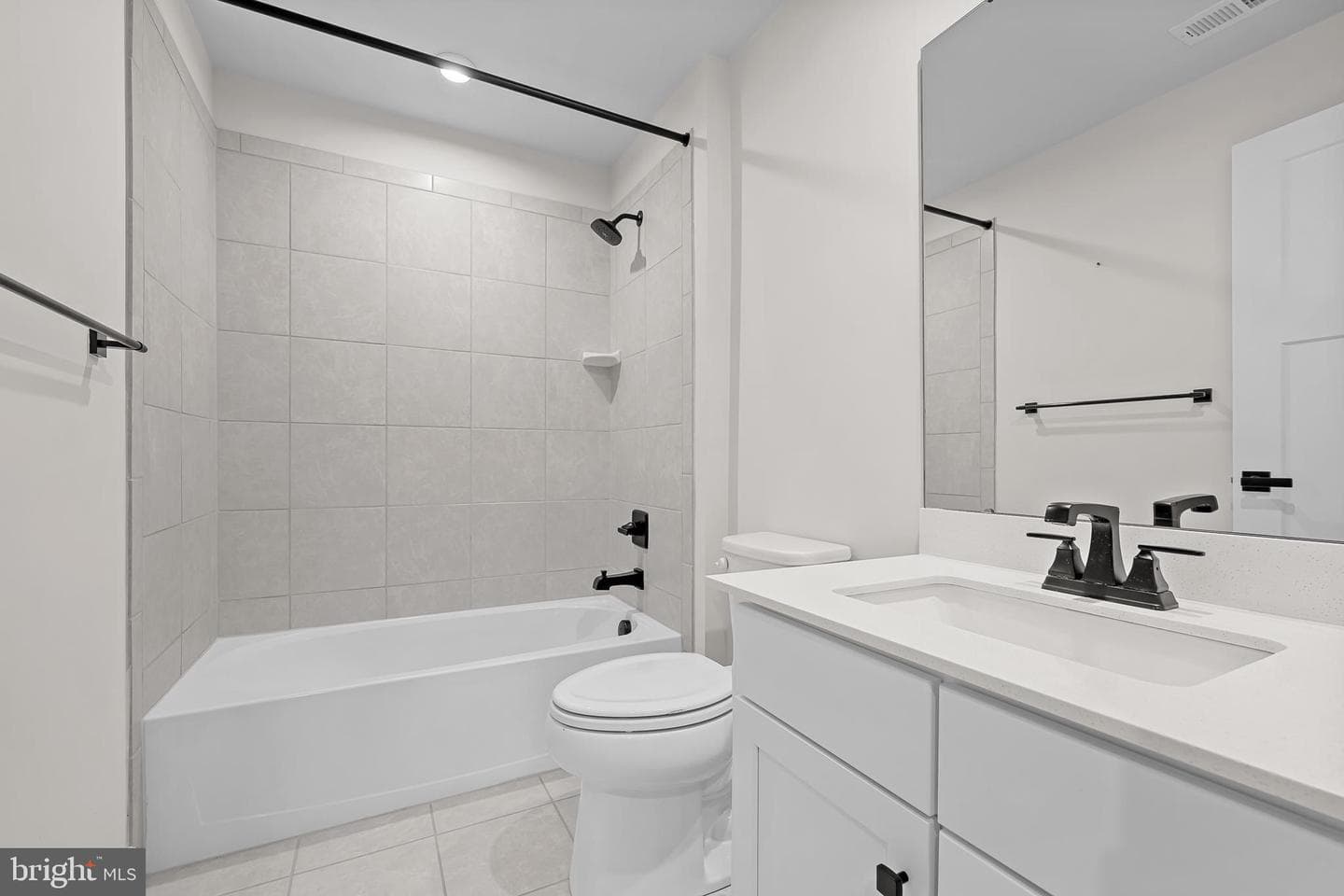 691 Thomas Penn Drive photo 27