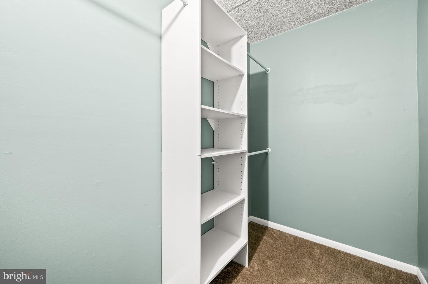 316 Summit House photo 12