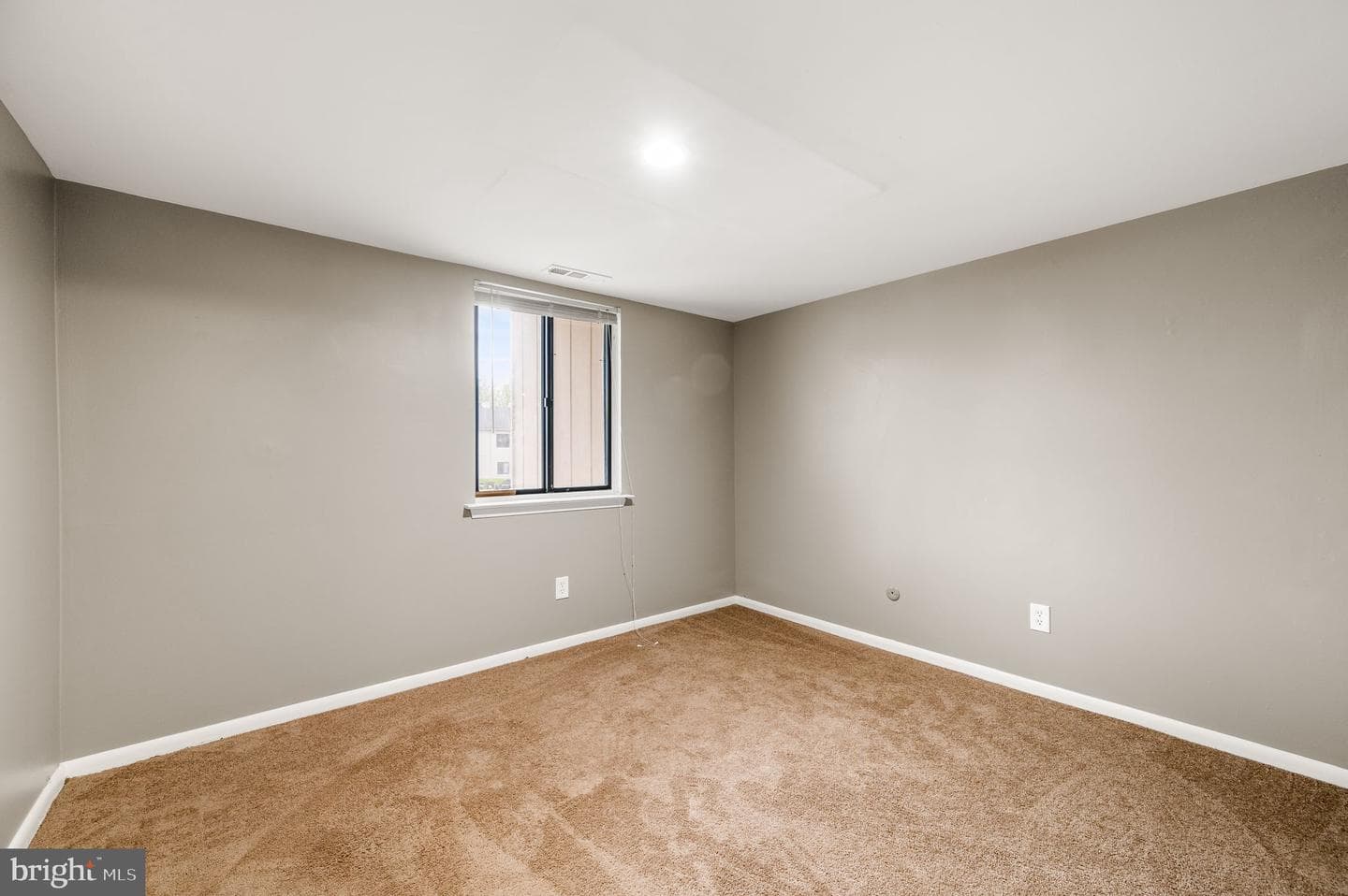 316 Summit House photo 13
