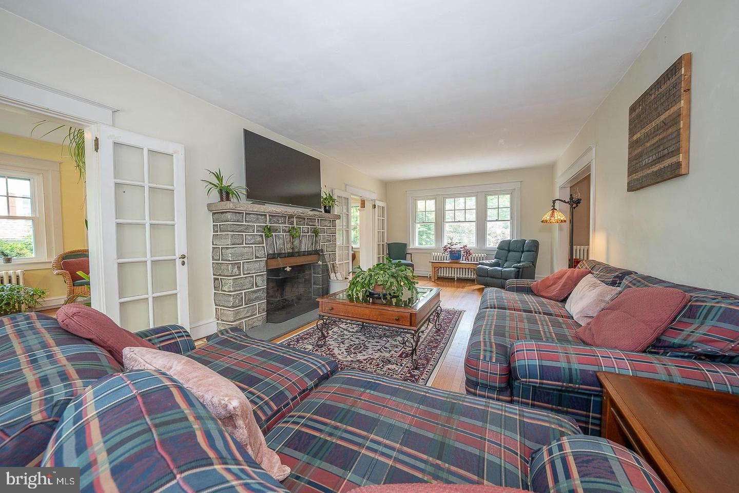 1100 Horseshoe Pike photo 14