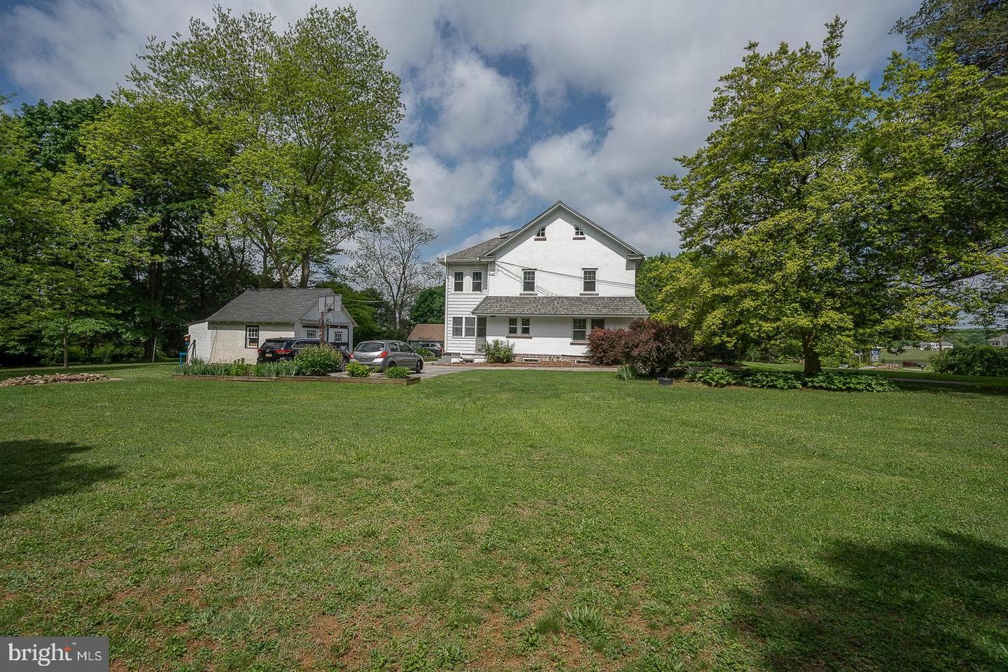 1100 Horseshoe Pike photo 56