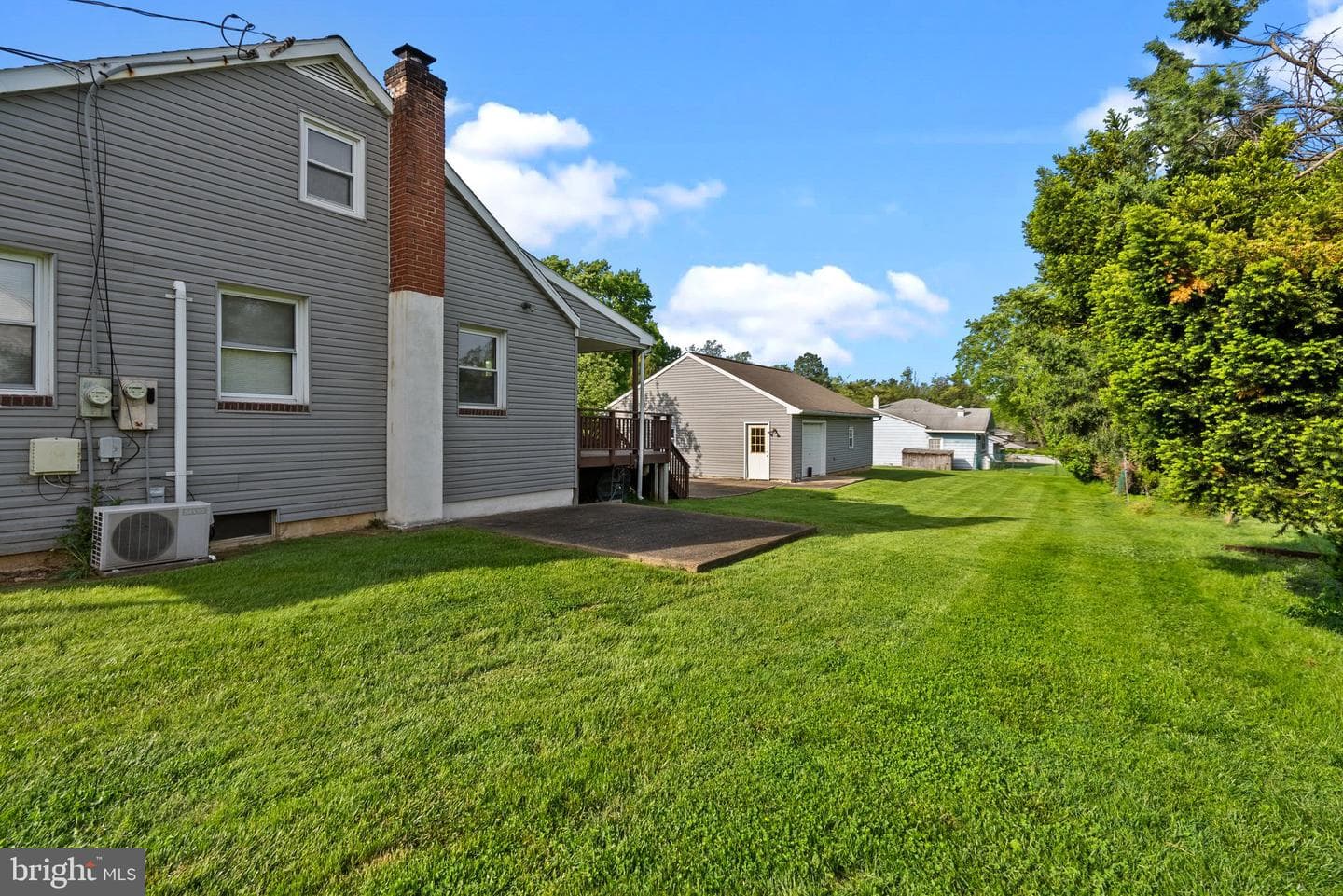 609 Green Avenue photo 37