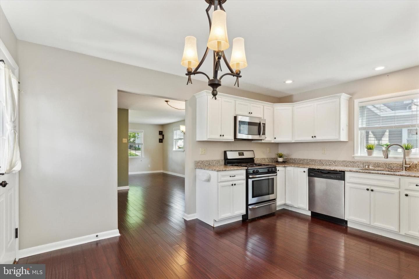 65 Robarts Drive photo 11