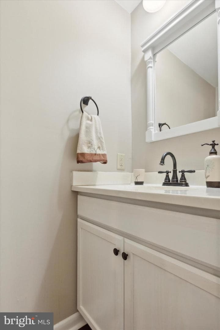 65 Robarts Drive photo 8