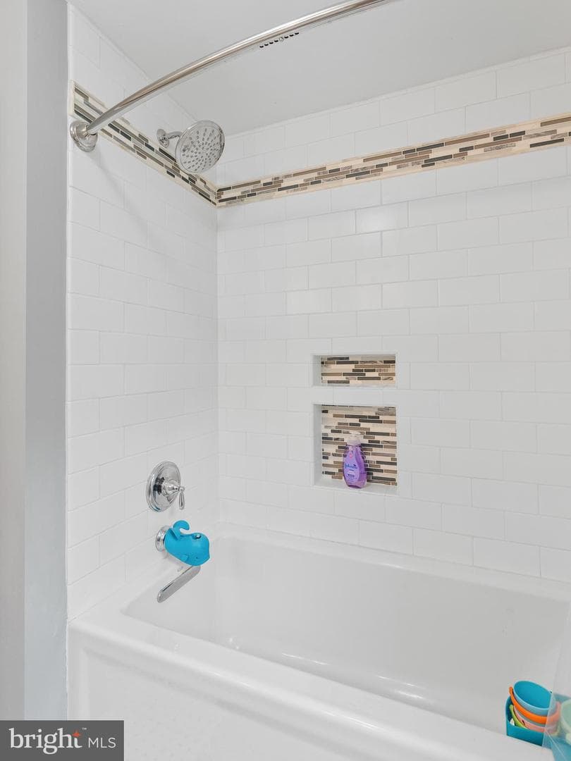 1016 Faustina Drive photo 20