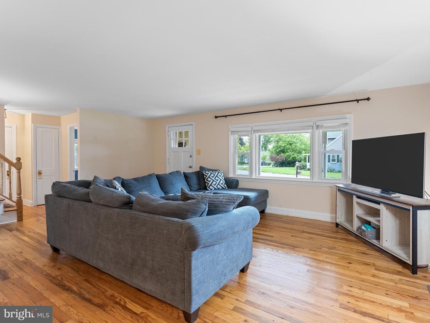 1016 Faustina Drive photo 5