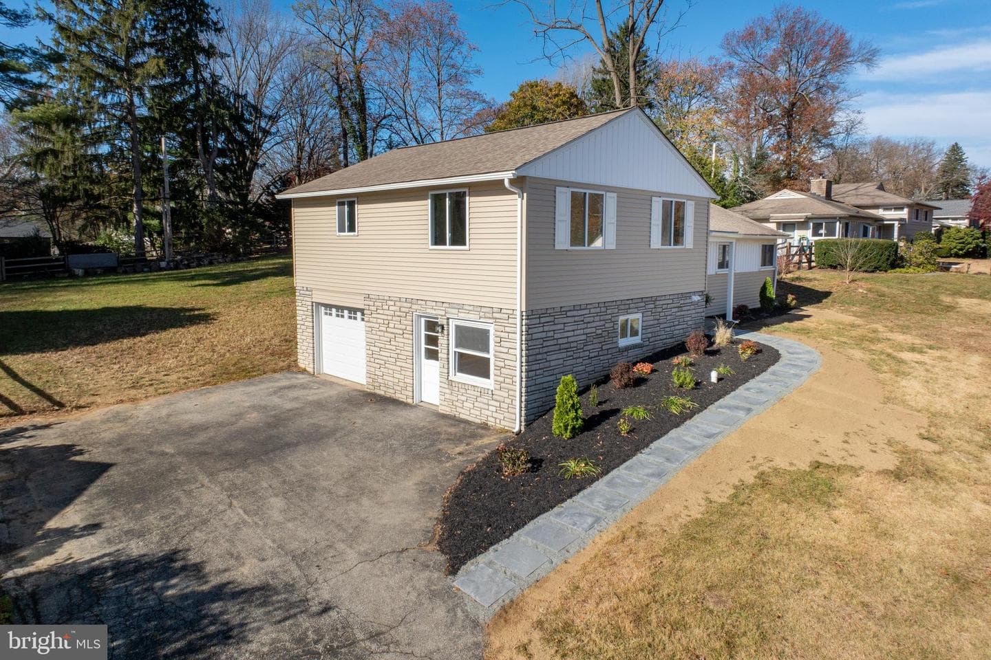 14 Cobblestone Drive photo 17