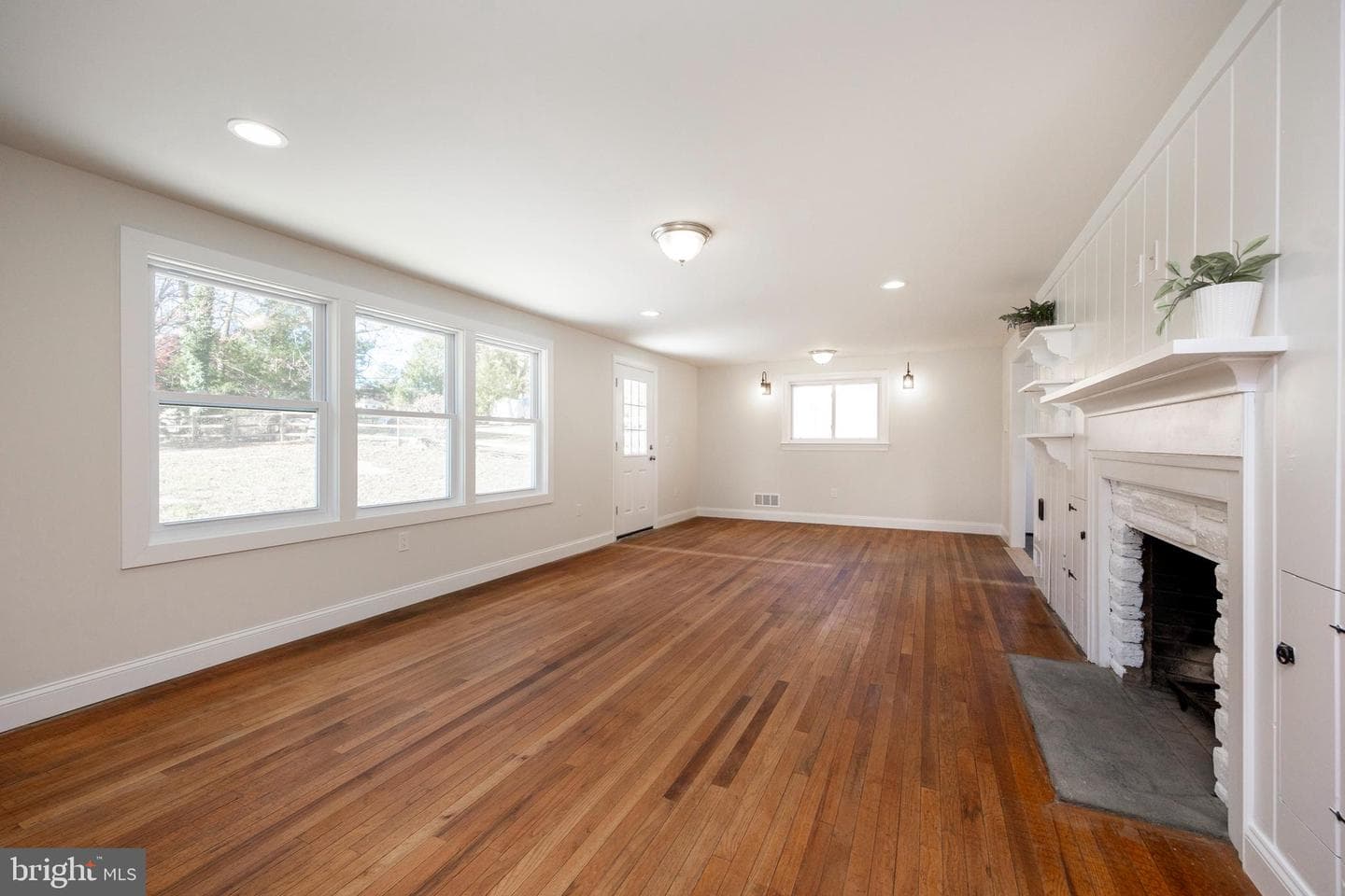14 Cobblestone Drive photo 6