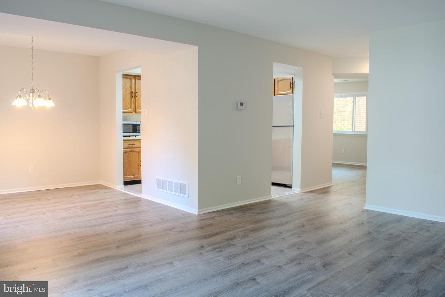 104 Camsten Court photo 16