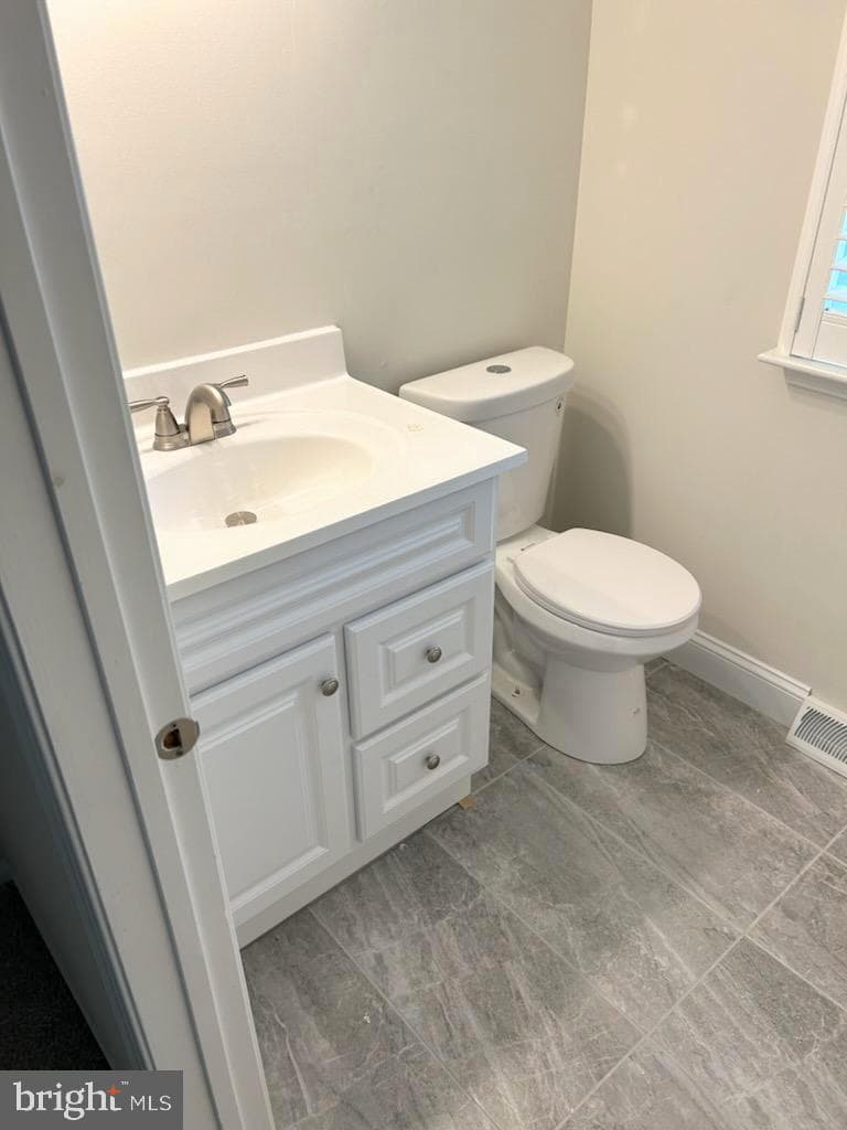 104 Camsten Court photo 28
