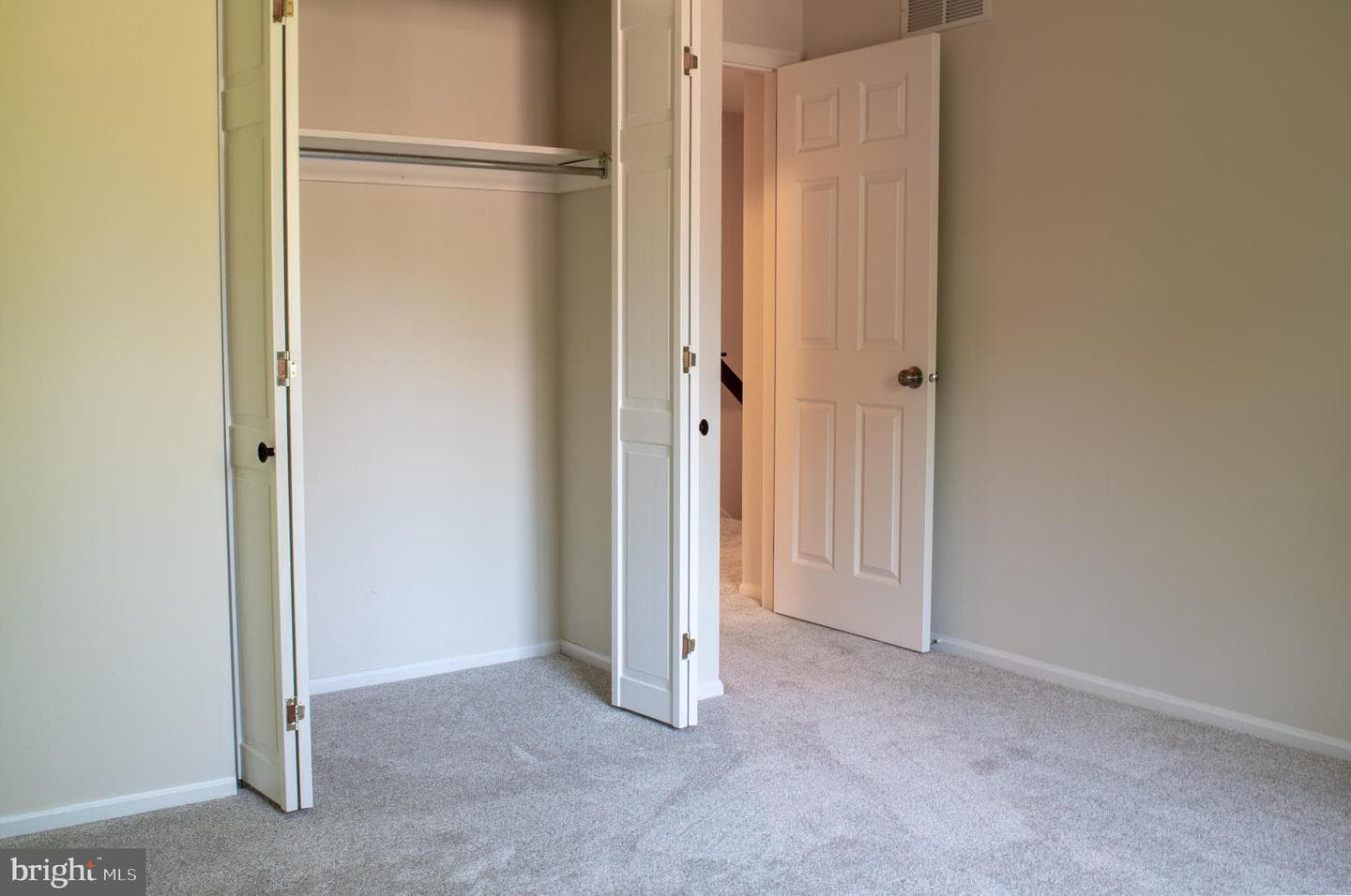 104 Camsten Court photo 31