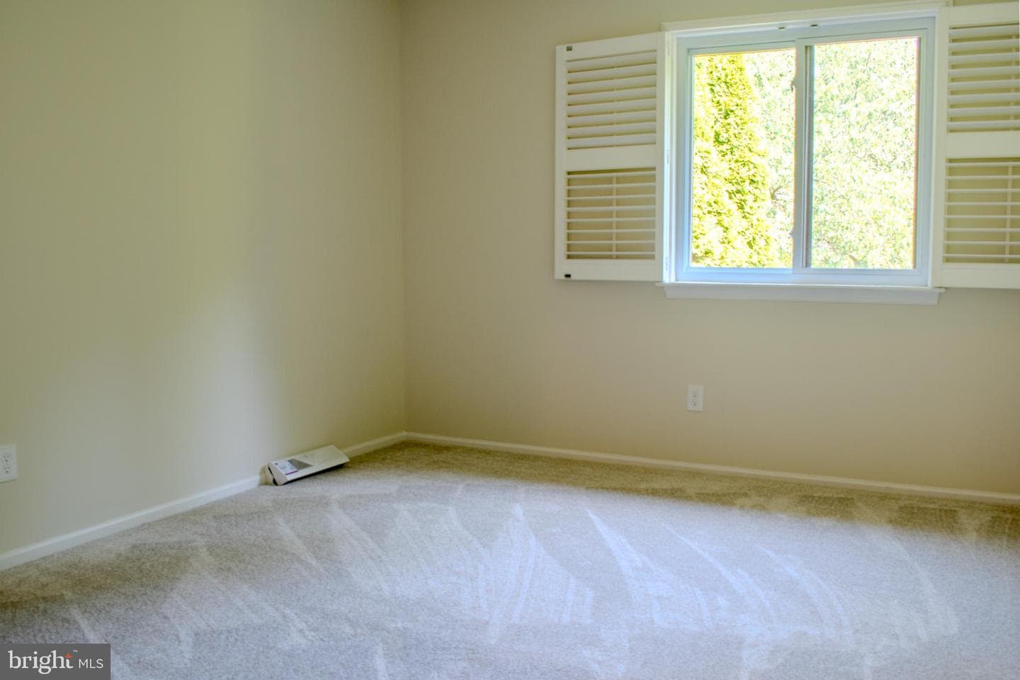 104 Camsten Court photo 39