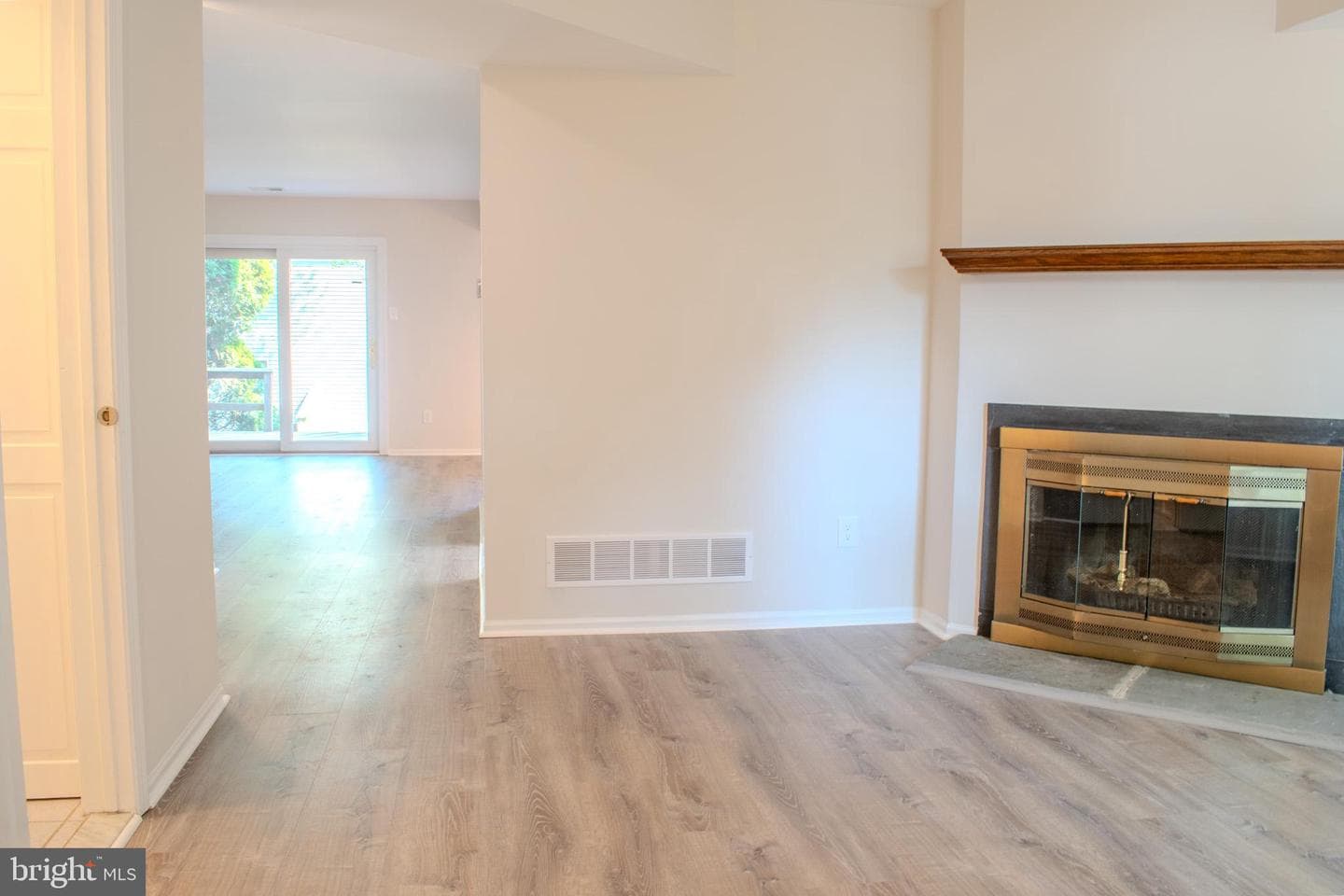 104 Camsten Court photo 7