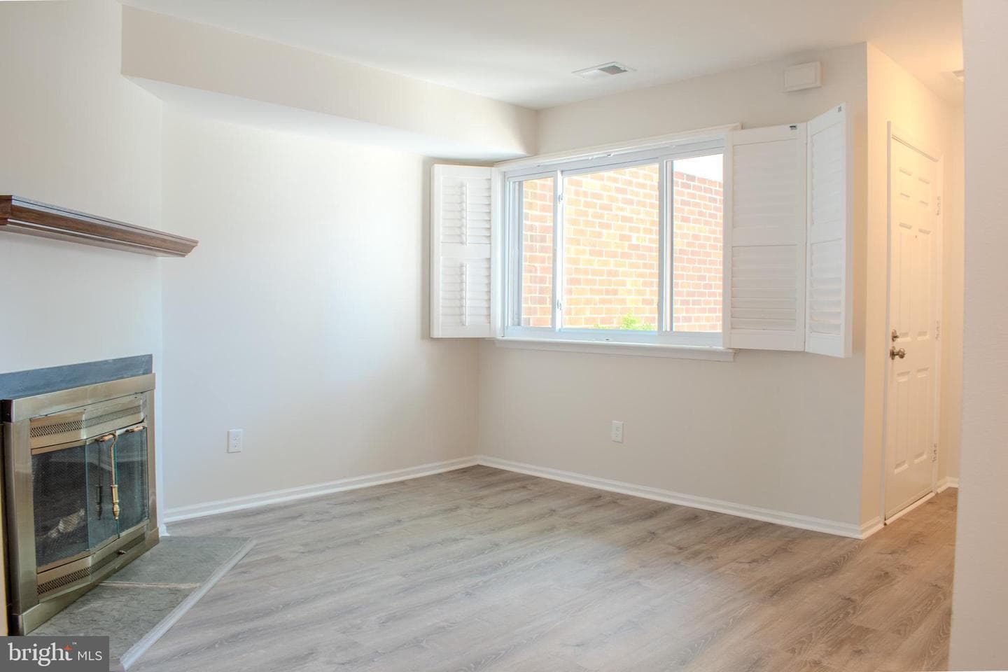 104 Camsten Court photo 8