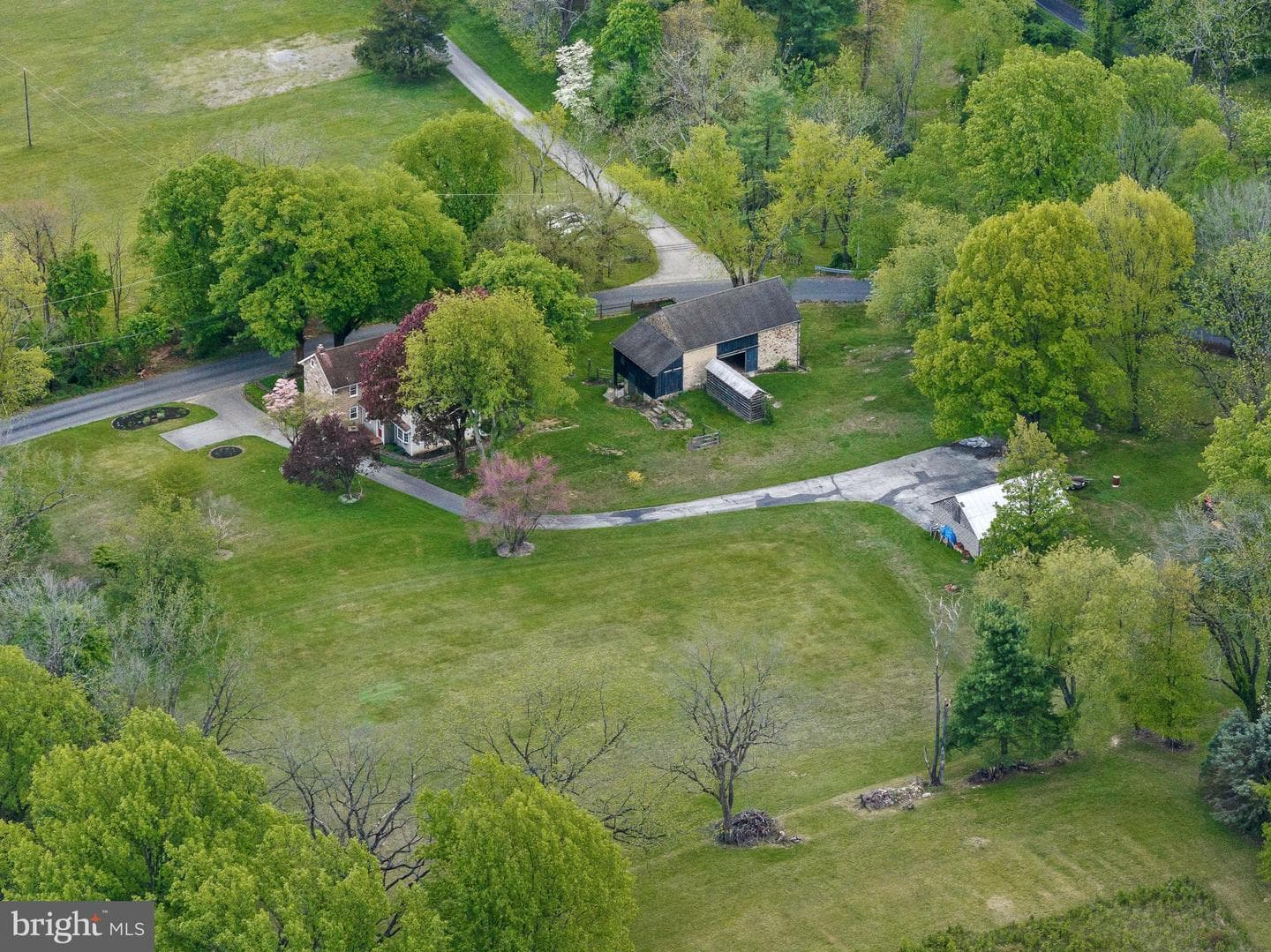 1541 Street Road photo 2