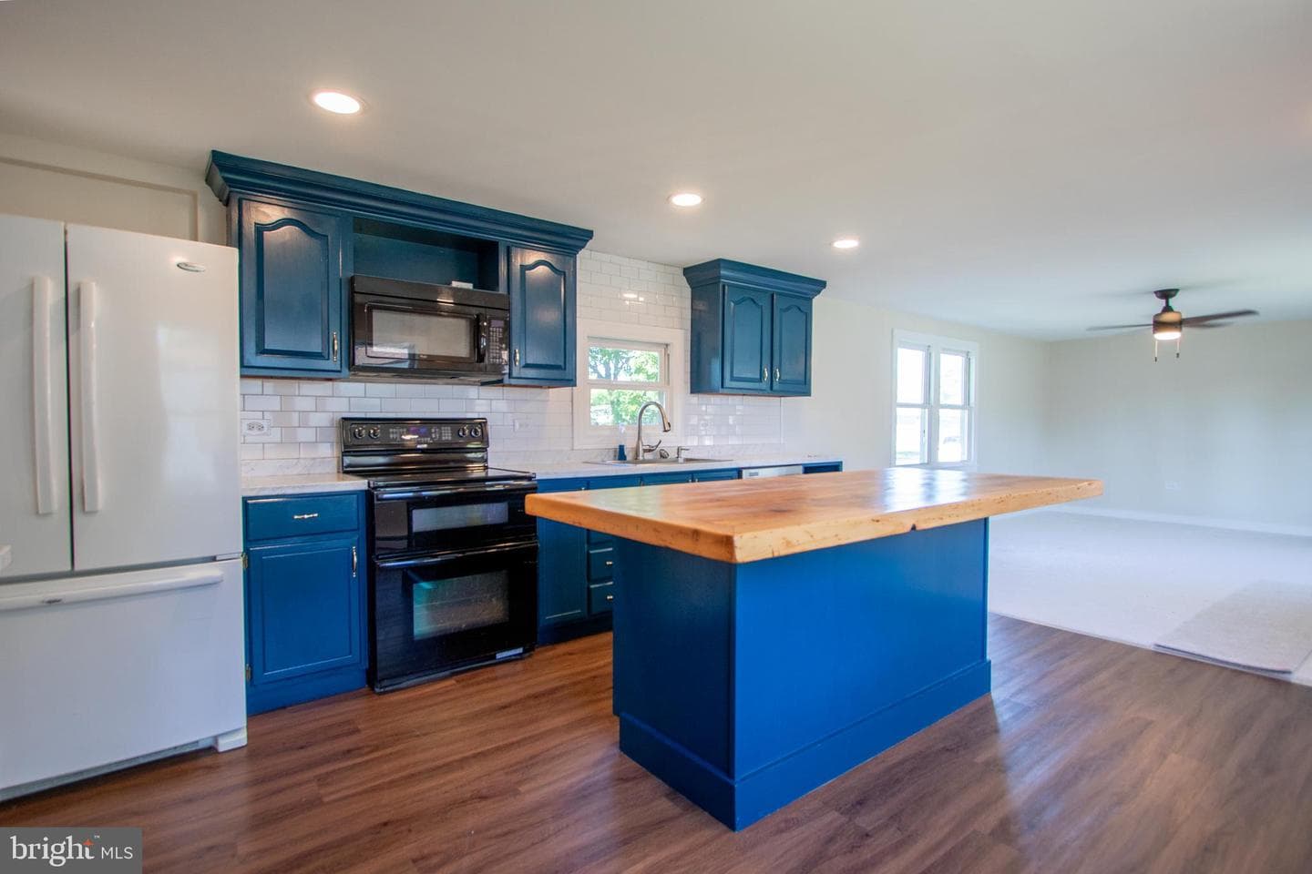 22 Patton Drive photo 3