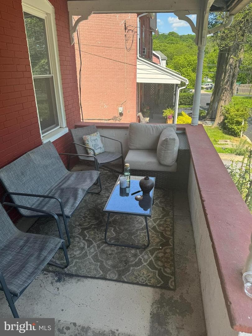 6 Woodland Avenue photo 7