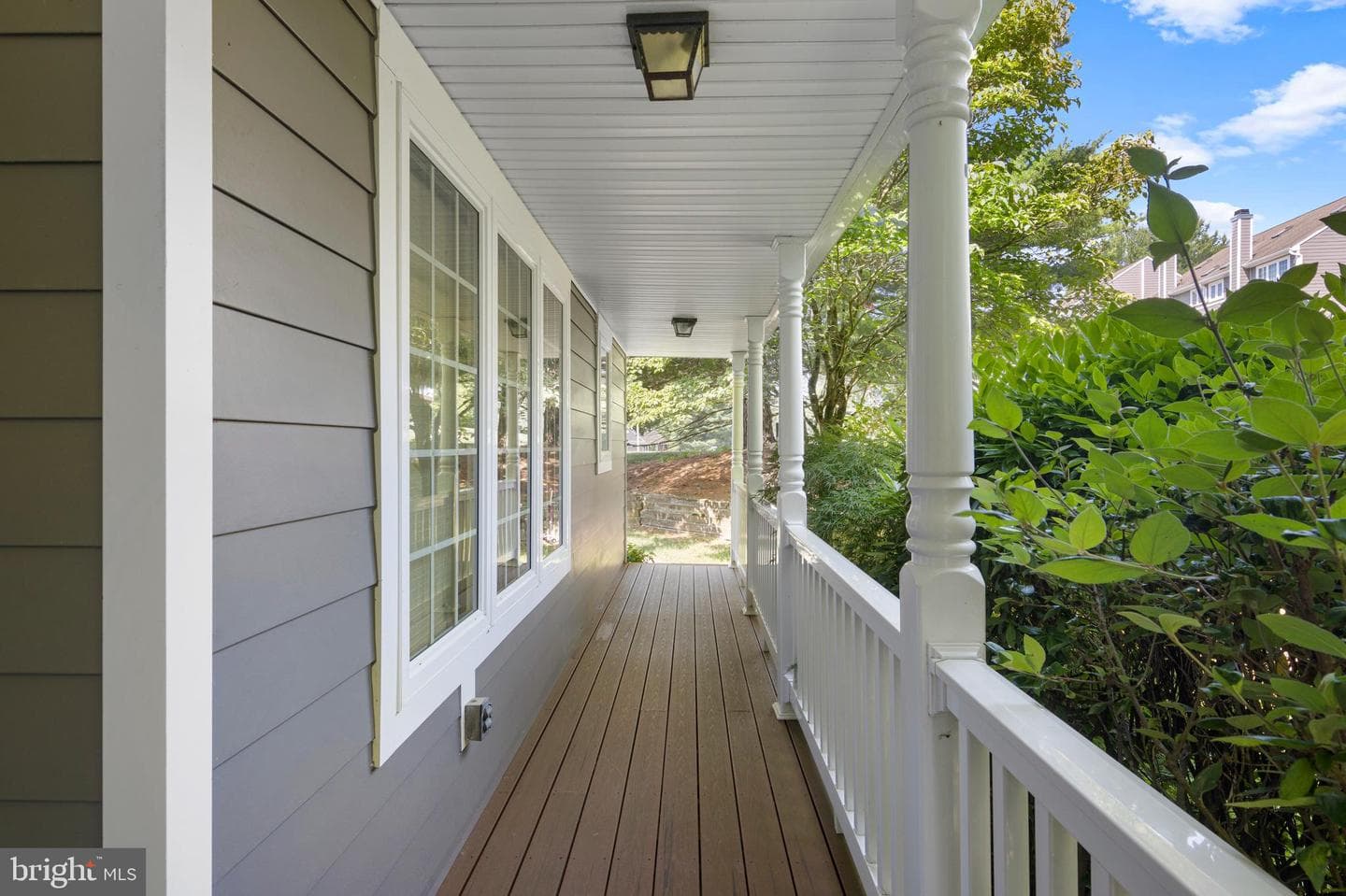 201 E Village Lane photo 2