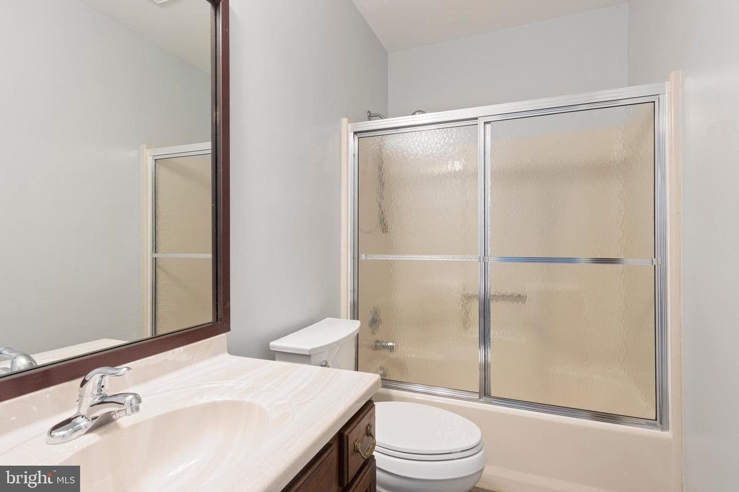 201 E Village Lane photo 35