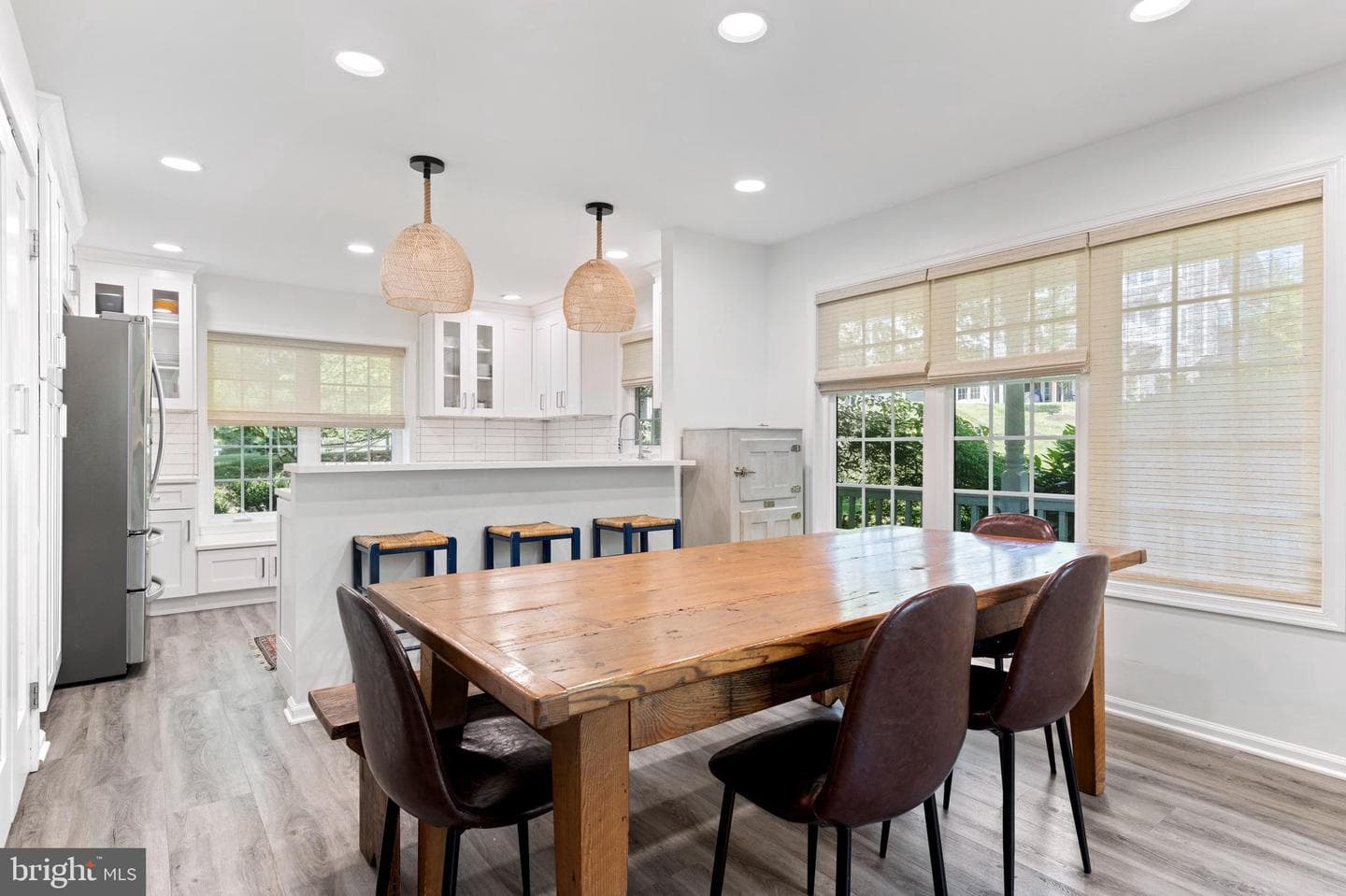 201 E Village Lane photo 4