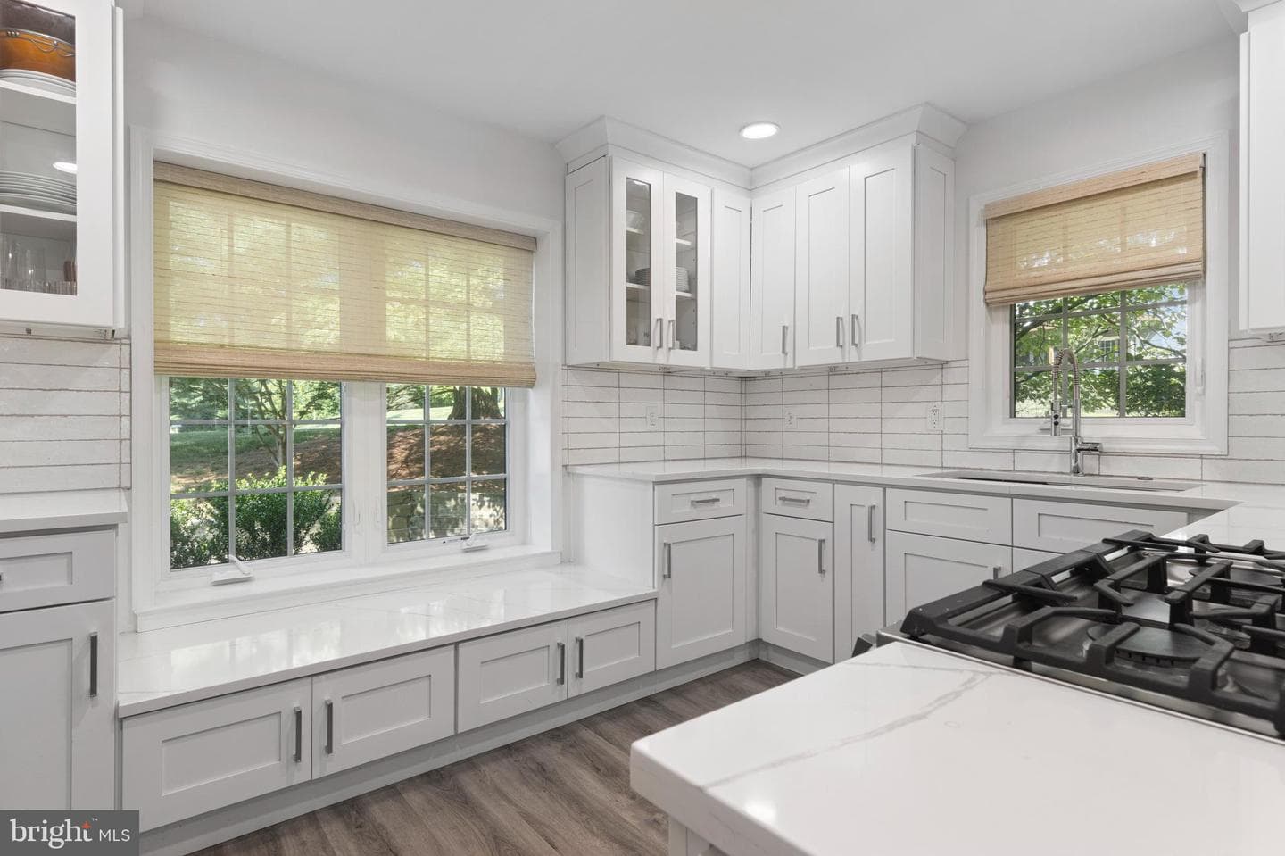 201 E Village Lane photo 6