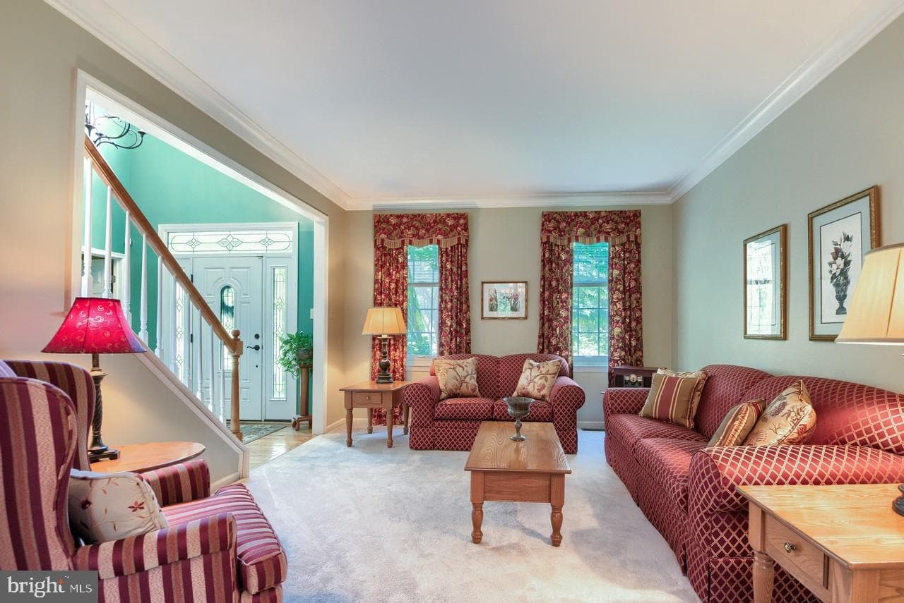 6 Edward Drive photo 12