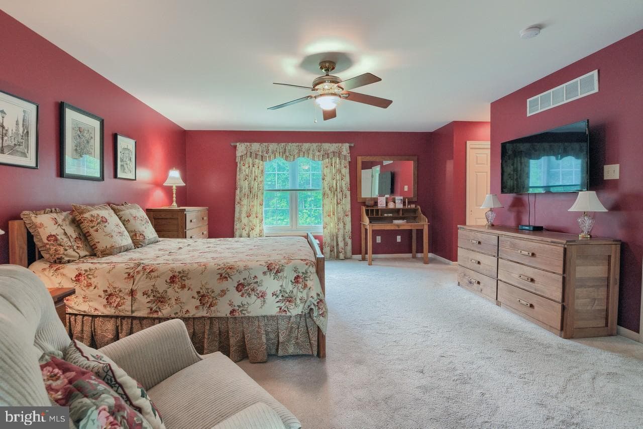 6 Edward Drive photo 27