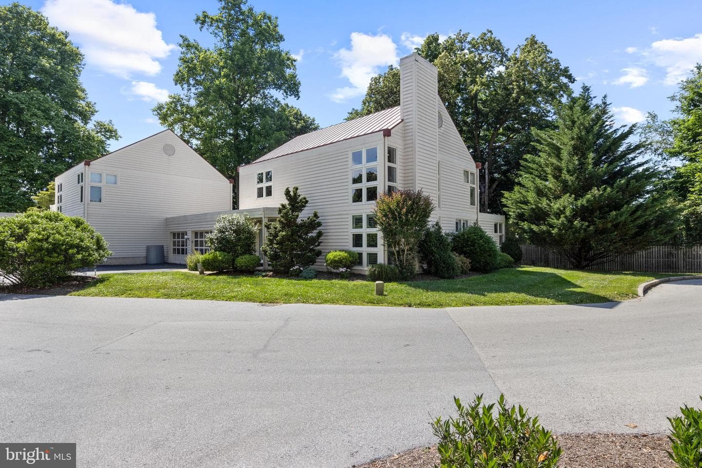 522 William Ebbs Lane photo 2